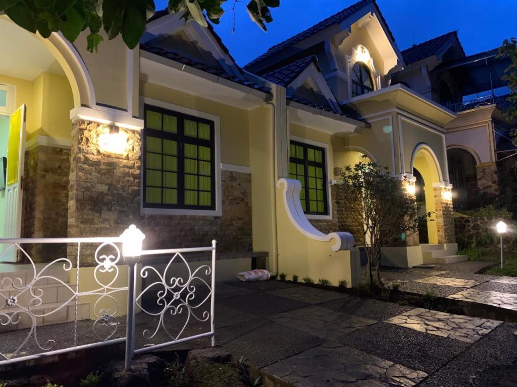 Villa Kota Bunga Cipanas 3 Kamar Baru Renovasi Full Wifi Cikundul Esterno foto